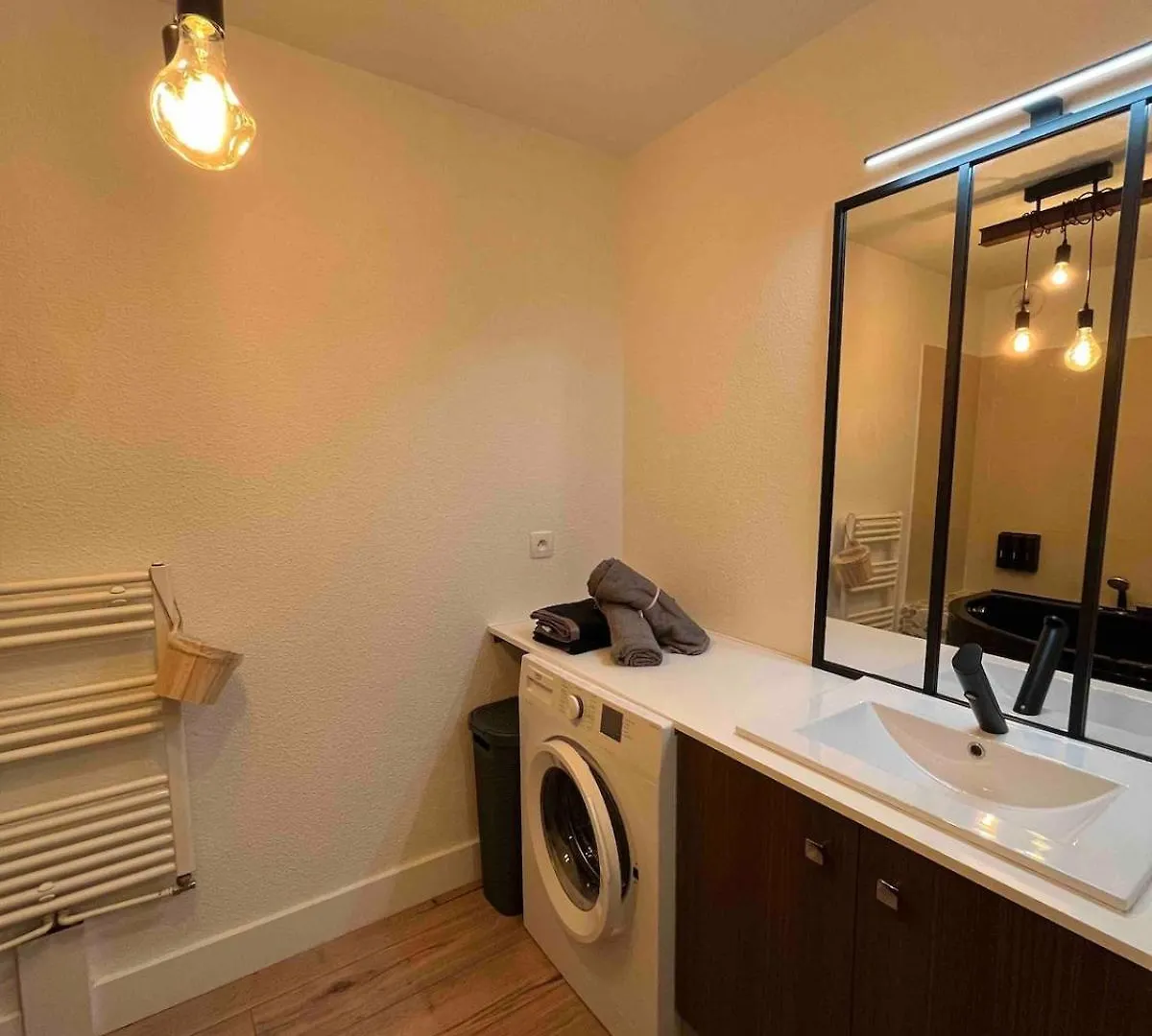 Appartement Balneo Jardins D'Eloise A Toulouse France